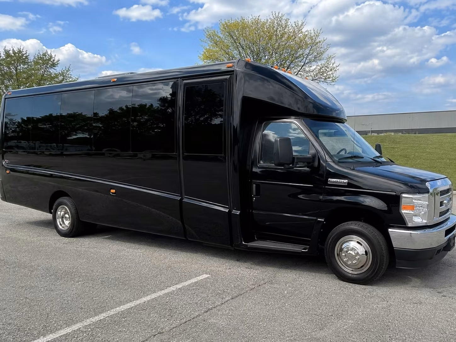 15 passenger minibus