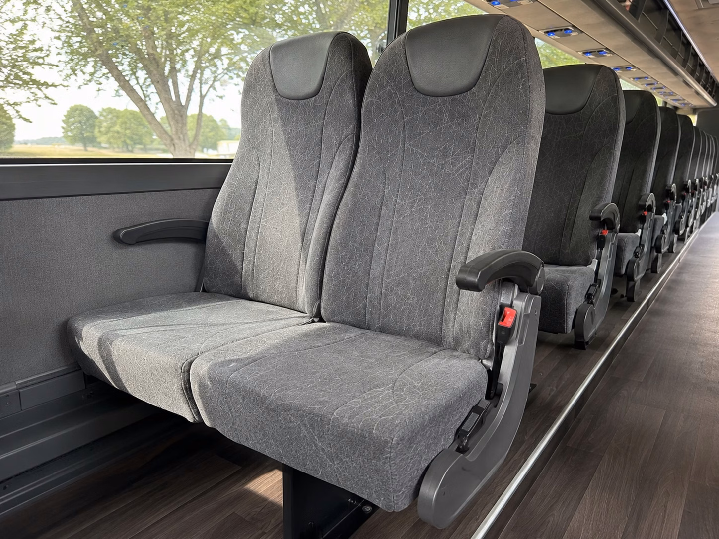 how the type of bus you choose changes charter bus prices in albuquerque new mexico