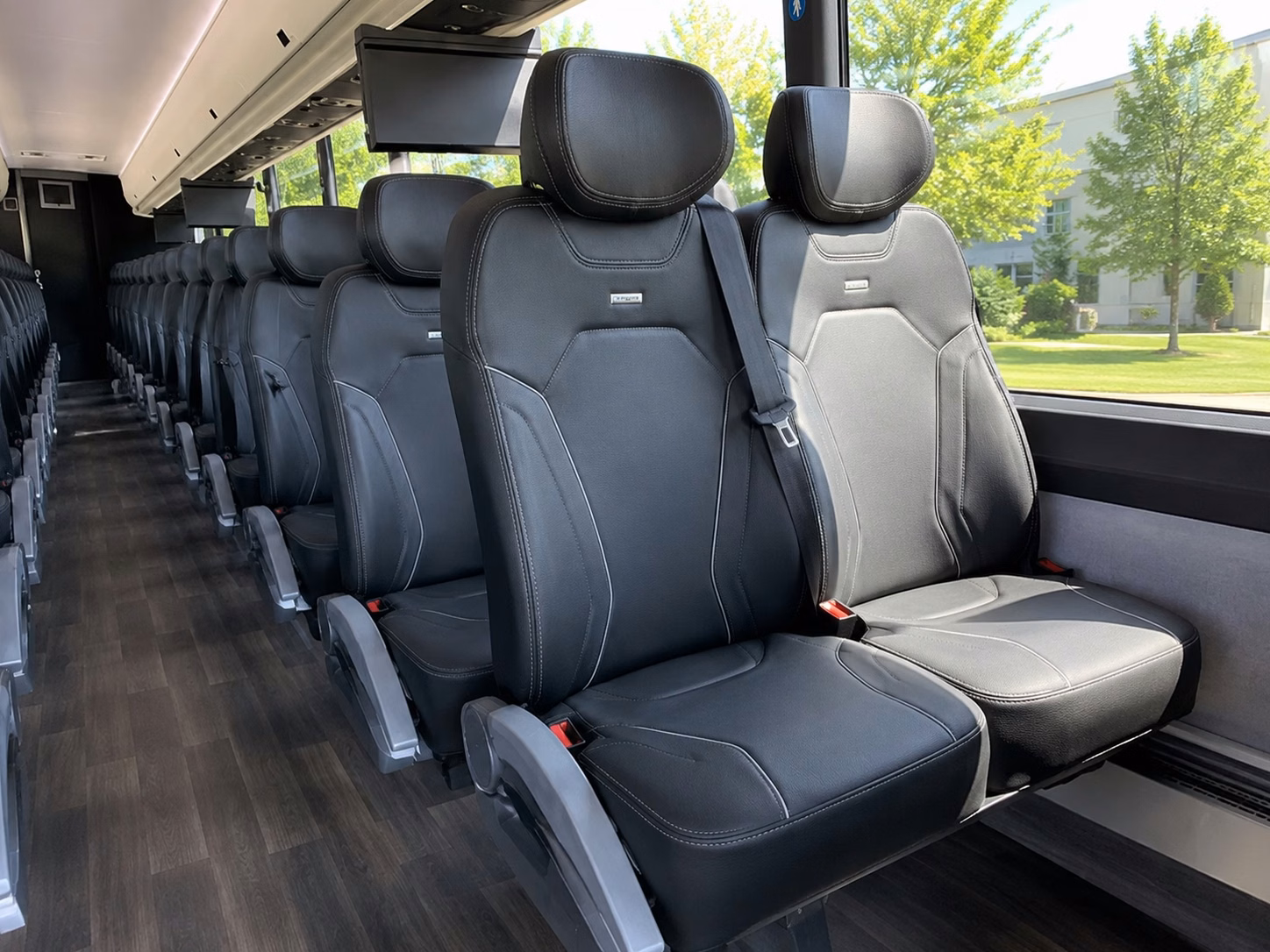 shuttle buses for albuquerque hotel guests and out of town wedding visitors